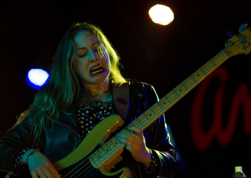 How to Pronounce Haim and All About Their 'Weird Faces'